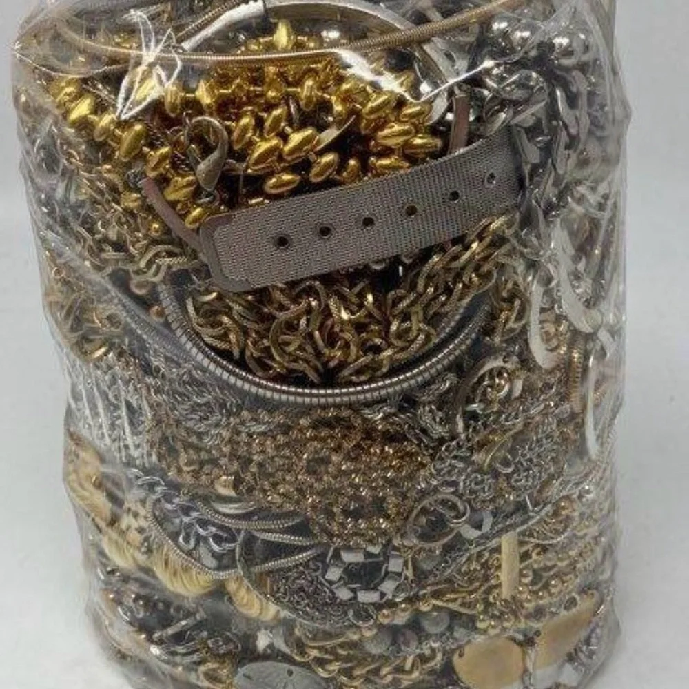 Limited Edition 1 LB Jewelry Discovery Bundle Gold Silver Vintage Wearable Mix!